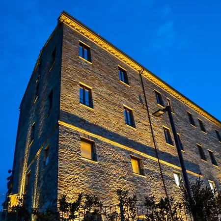 Palazzo Riccucci Hotel